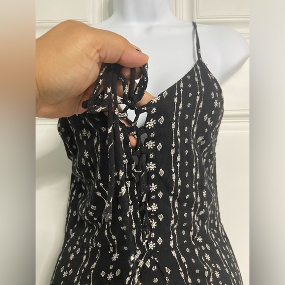 8- TEA MINTS Black Ditsy Floral Spaghetti Romper - Picture 2 of 8